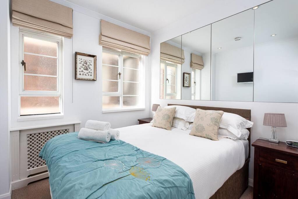 Chic Apartment - Fabulous Central Location In Zone 1 Лондон Екстериор снимка